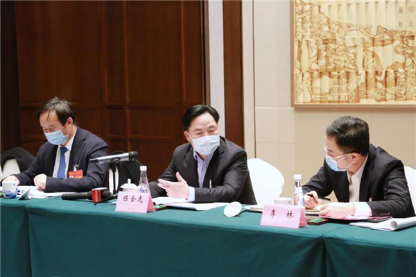 陈金虎参加武进区代表团审议时要求——争当全市智造名城主引擎 全省现代化建设排头兵